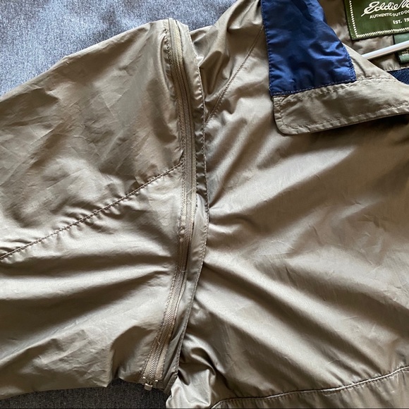 Eddie Bauer Lightweight Packable Windbreaker - Picture 6 of 7